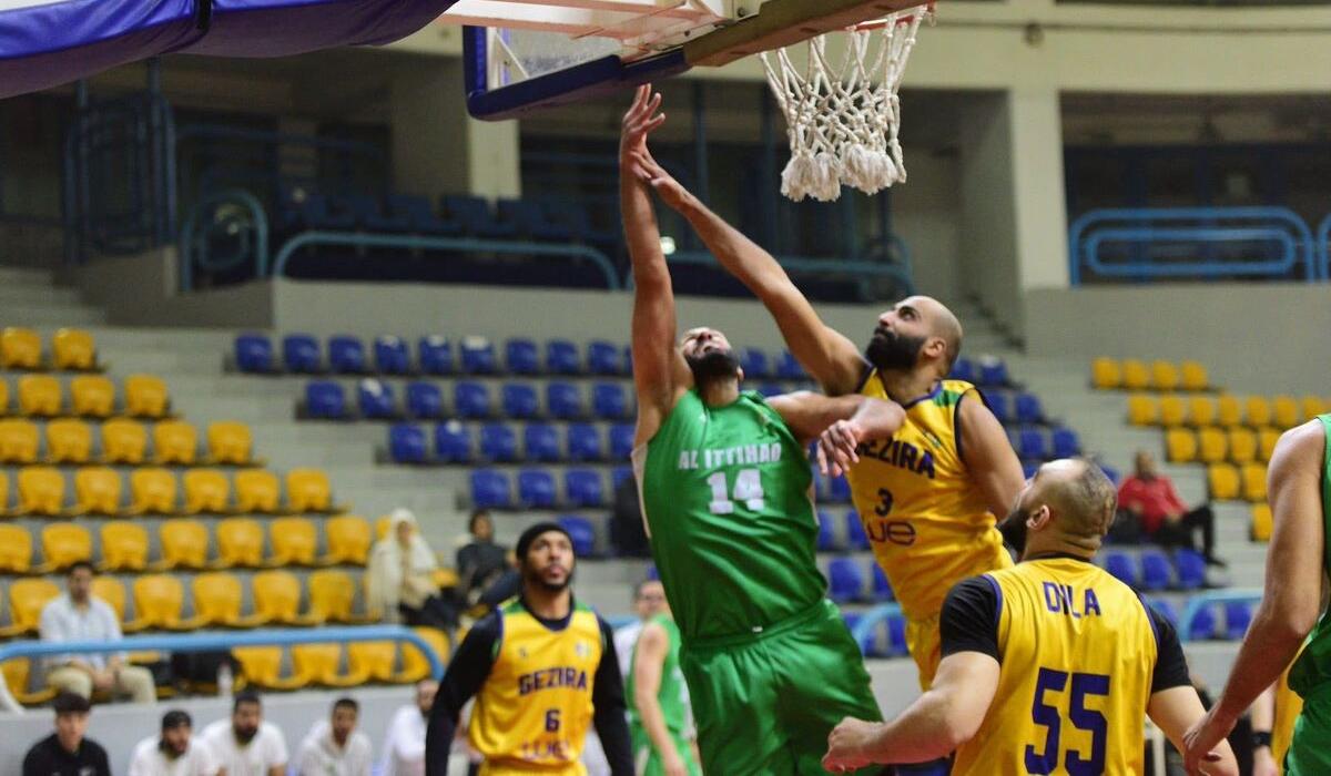 نتائج الجولة الثامنة من دوري السلة تشعل الصراع على المراكز