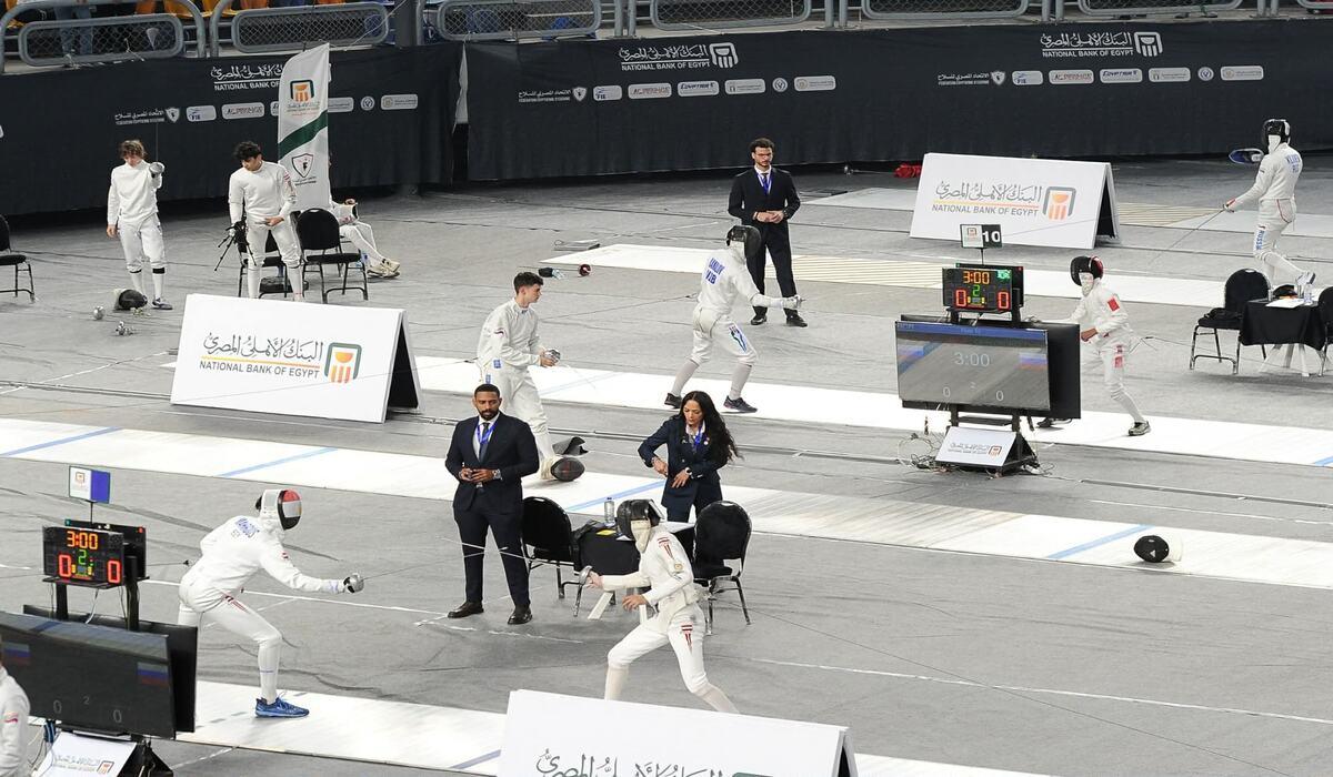 بداية قوية لكأس العالم لسيف المبارزة للناشئين والشباب على استاد القاهرة