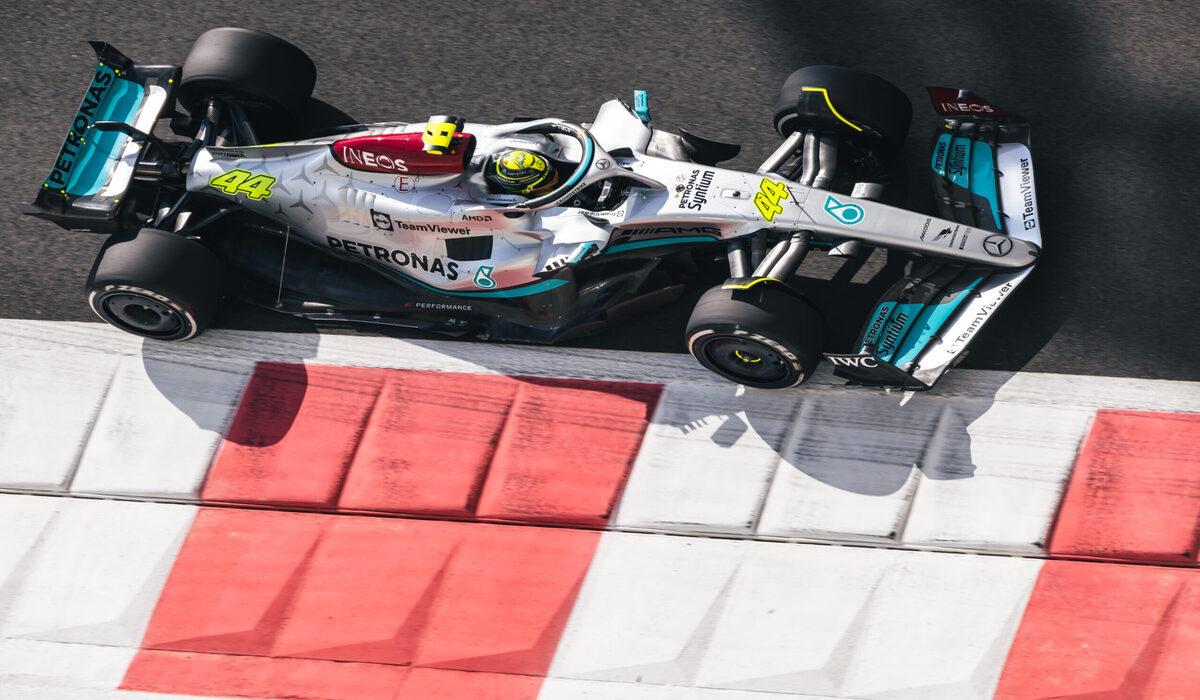 مؤشرات قوية من اختبارات فورمولا 1 تمنح مرسيدس الأفضلية قبل انطلاق الموسم الجديد