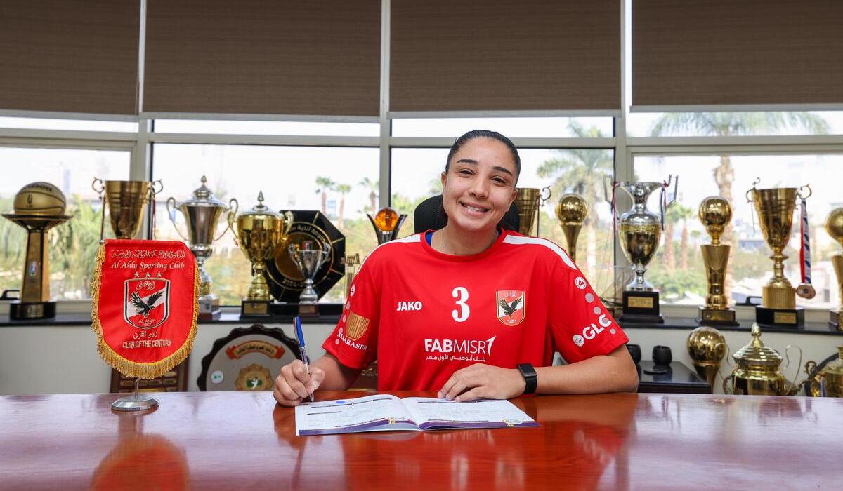 إصابة قوية تحرم آية النادي من استكمال موسمها مع سيدات طائرة الأهلي