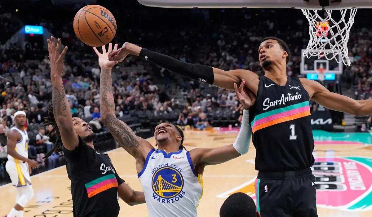 سبيرز يضرب بقوة قبل التوقف.. وفوكس ويمبانياما يقودان الفوز السادس تواليا | شاهد