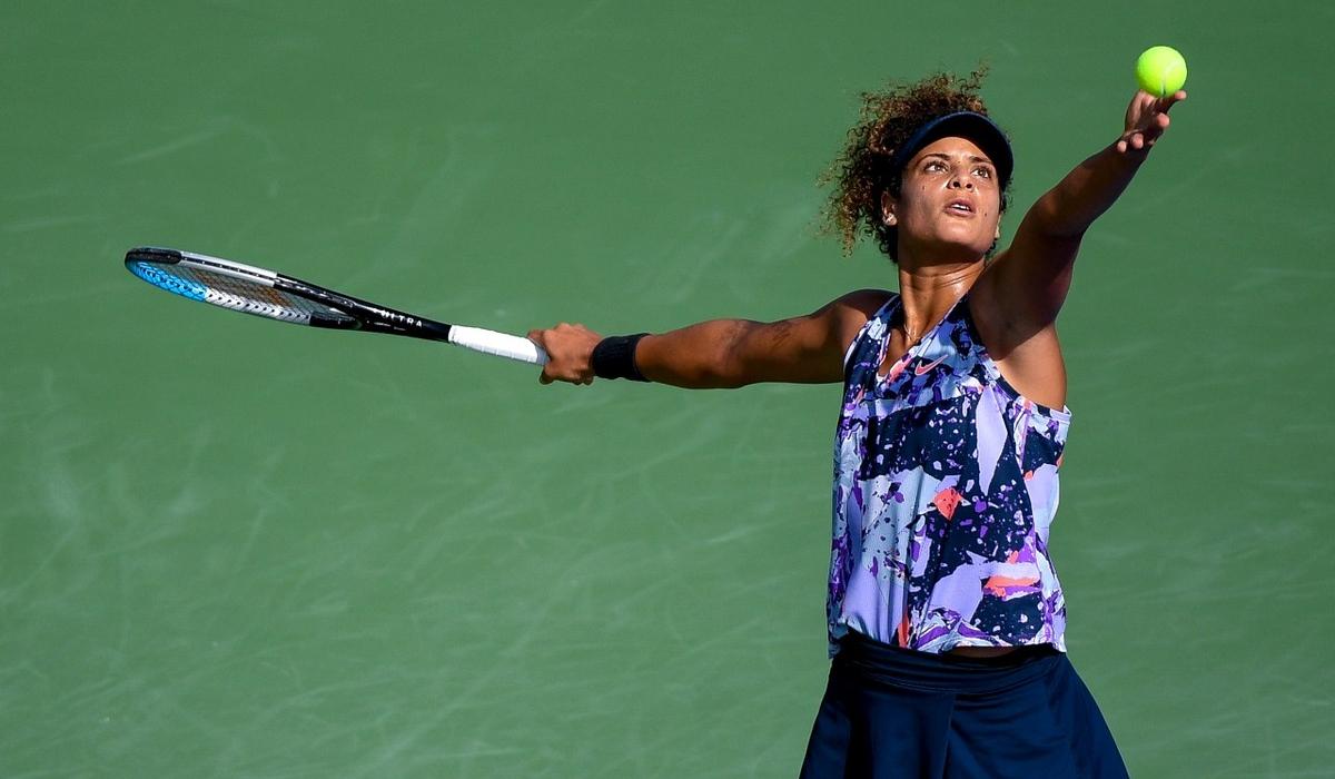 ميار شريف تبدأ مشوارها في أنطاليا للتنس بانتصار قوي والتأهل إلى دور الـ16