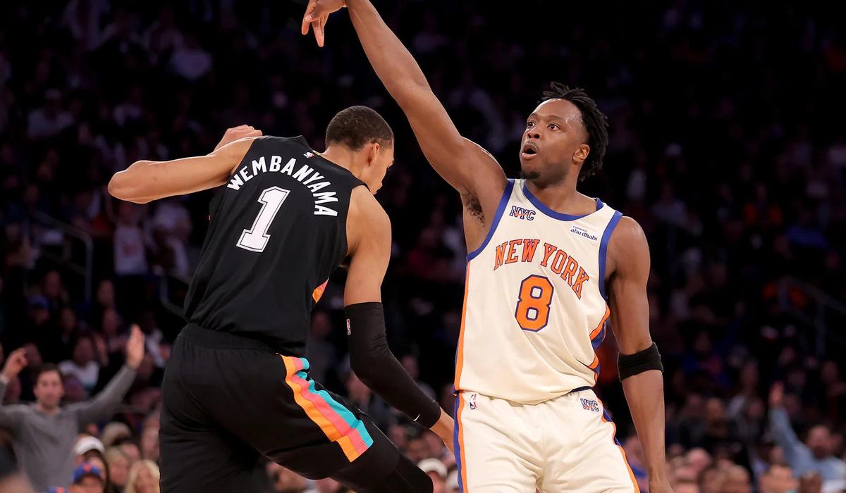 نيويورك نيكس يوقف سلسلة سبيرز بانتصار كبير في الـNBA | شاهد