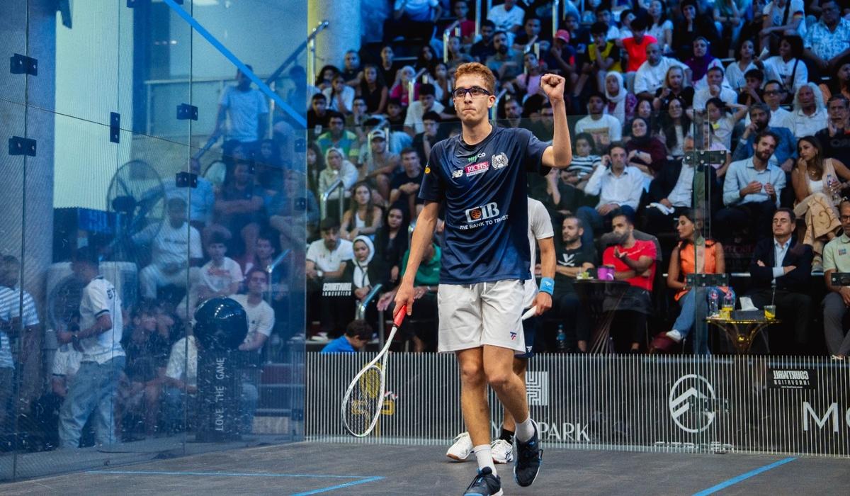 زكريا يواصل التألق ويبلغ نصف نهائي أستراليا المفتوحة للاسكواش | شاهد