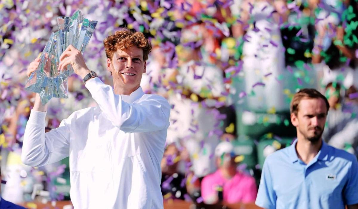 سينر يهزم ميدفيديف ويتوج بلقب إنديان ويلز دون خسارة مجموعة | بالفيديو