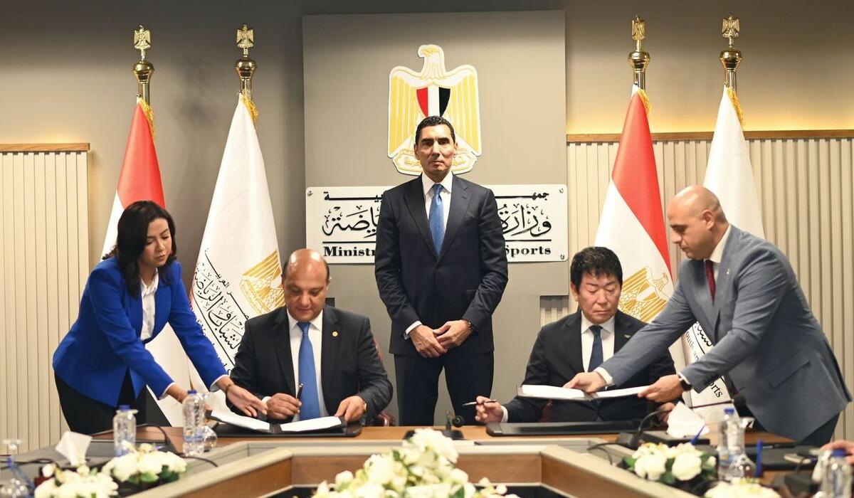 توقيع عقد استضافة بطولة العالم للجمباز الأيروبيك في مصر