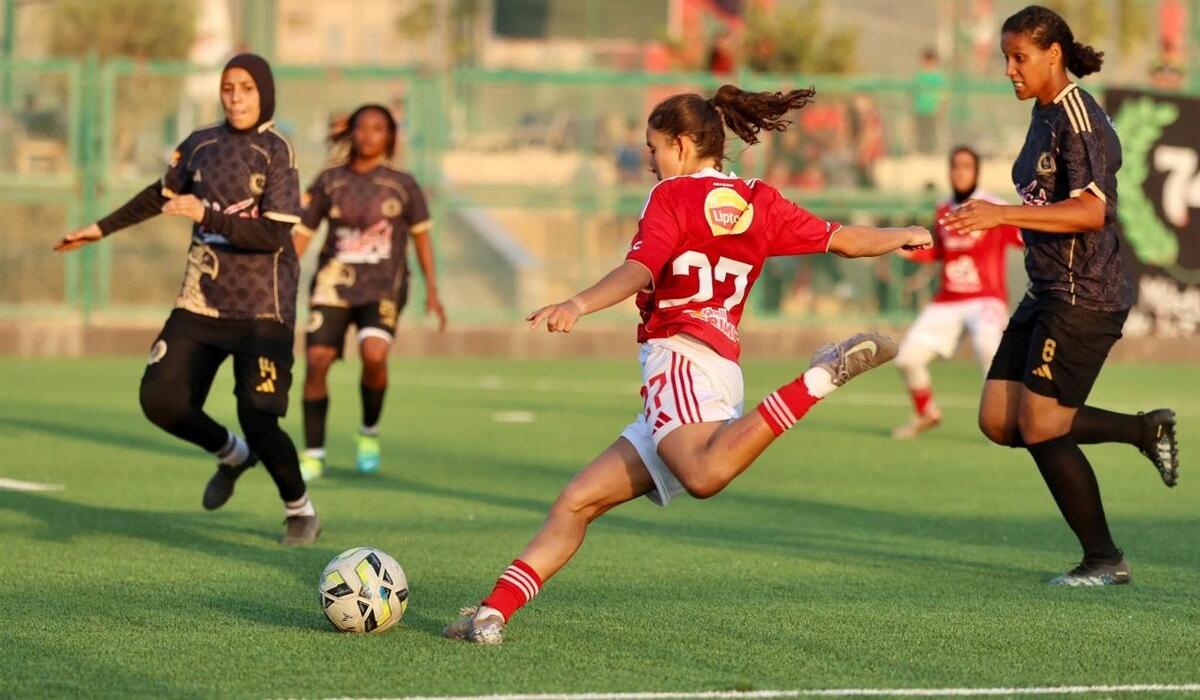 الأهلي يهزم إنبي والزمالك يسقط أمام المقاولون في دوري الكرة النسائية