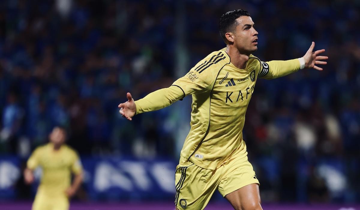 كريستيانو يعود ويقود النصر للفوز على الفتح 