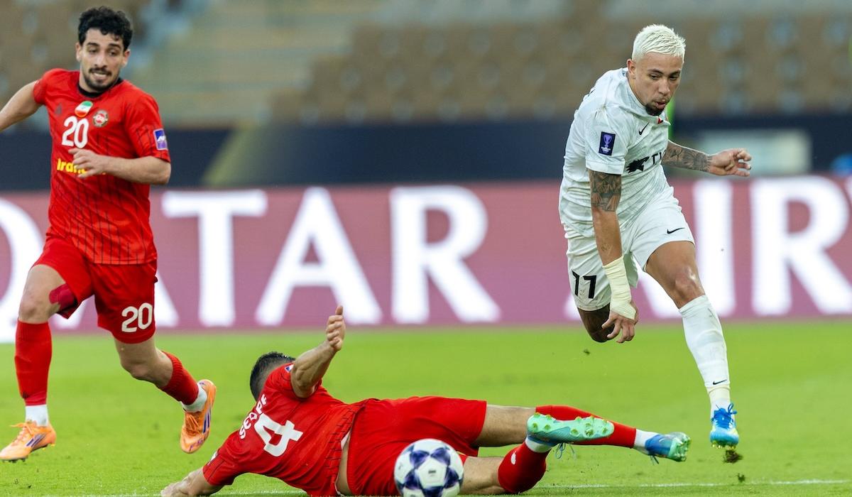 شباب الأهلي يواصل مشواره في أبطال آسيا بعد الإطاحة بتراكتور 