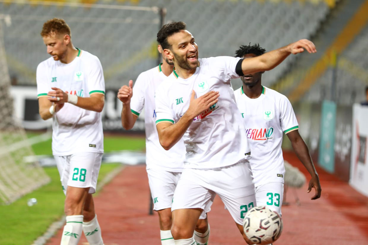 المصري يعلن تأجيل جراحة ميدو جابر