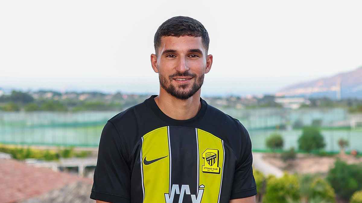 اتحاد جدة يستعيد عوار قبل صدام الهلال