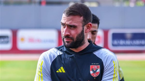 آلام الخلفية تبعد عمر كمال عن مباراة بتروجيت