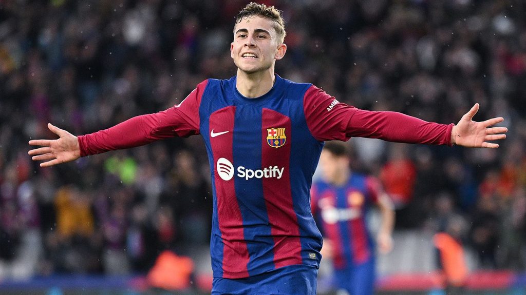 ترقب في برشلونة لمعرفة مدة إيقاف لوبيز