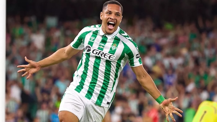 بالميراس يرغب في ضم مهاجم برشلونه