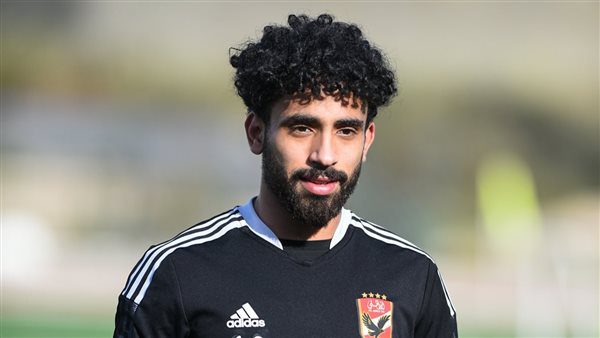 بسبب ضغط المباريات... الأهلي يفكر في تأجيل جراحة مروان عطية