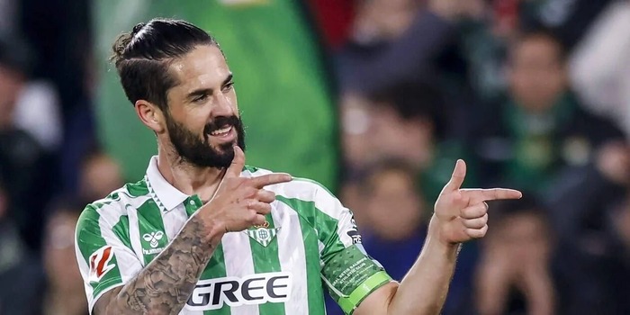 إيسكو لجماهير مدريد: أعتذر وسيظل ريال في قلبي