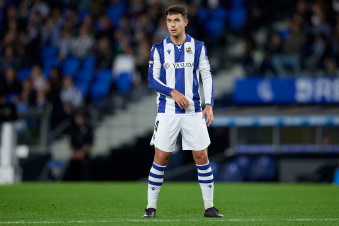 ريال مدريد يخطط لضم متوسط ميدان سوسييداد