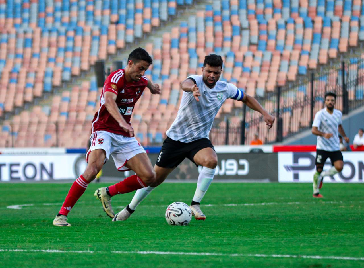 الأهلي ينتظر تقرير الطبيب النمساوي بشأن إصابة طاهر