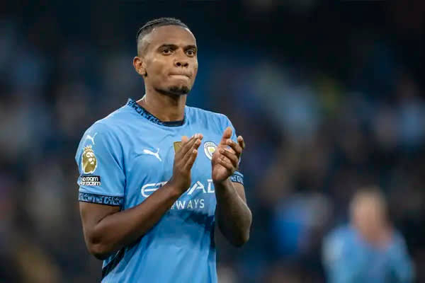 أكانجي يعرض خدماته على ريال مدريد