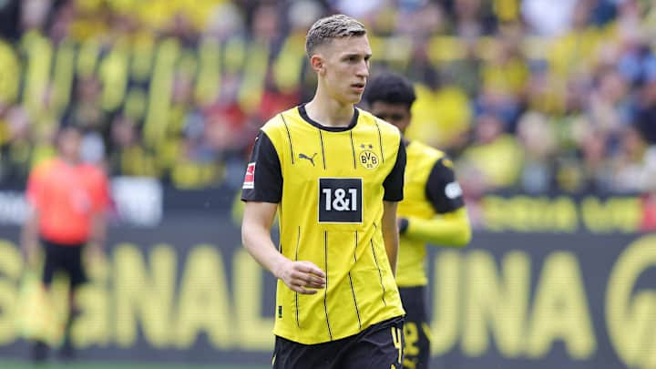 بس إس جي يسعى جديا لضم مدافع دورتموند