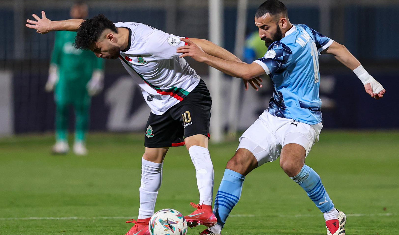 كاف يعلن حكم مباراة بيراميدز وأورلاندو بايرتس