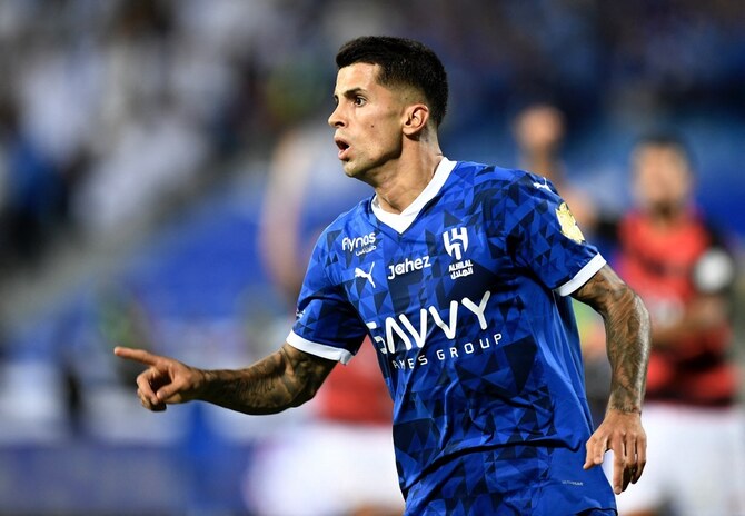 مخاوف في الهلال من إنتهاء موسم مدافعه البرتغالي