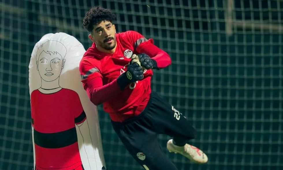 الأهلي يطلب ضم 