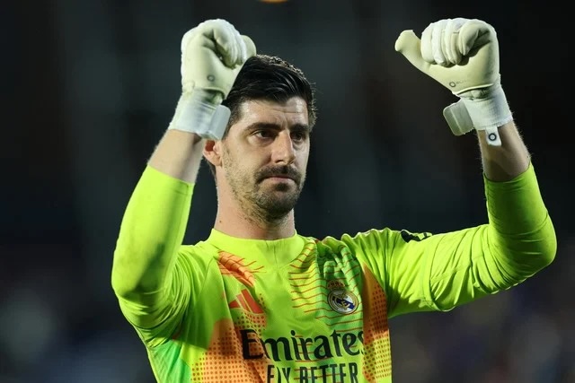 تقارير: ريال مدريد يعرض على حارسه التجديد حتى 2028