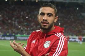 تعرف على حقيقة توقيع لاعب وسط البنك الأهلي للزمالك