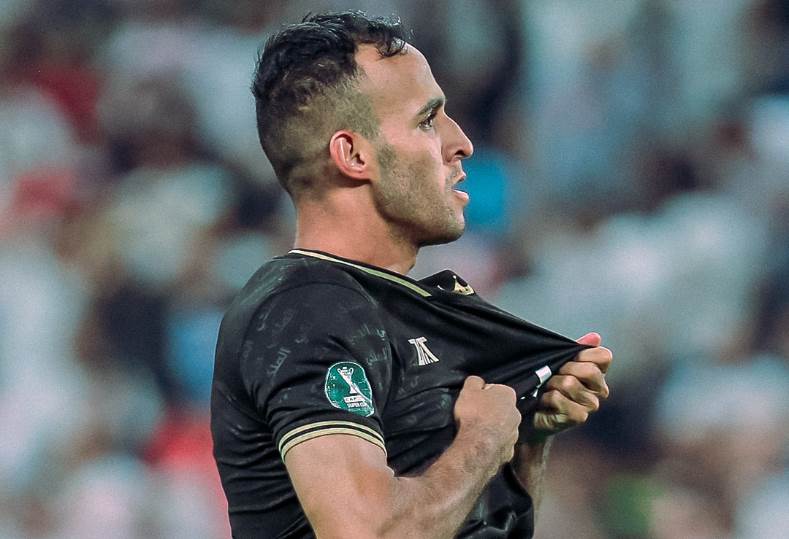 بيسيرو يطمئن على جاهزية منسي للقاء البنك الأهلي