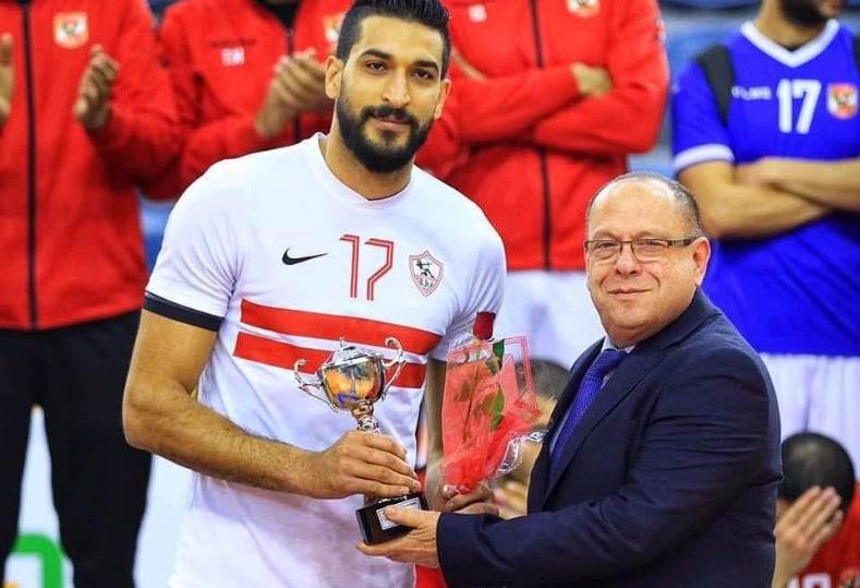 رضا هيكل على رادار طائرة الزمالك