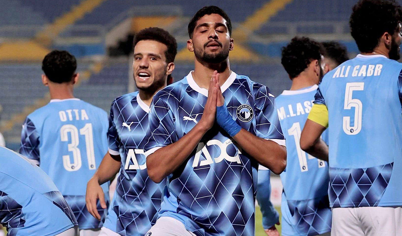 بيراميدز يستثمر خطأ عواد في الفوز على الزمالك