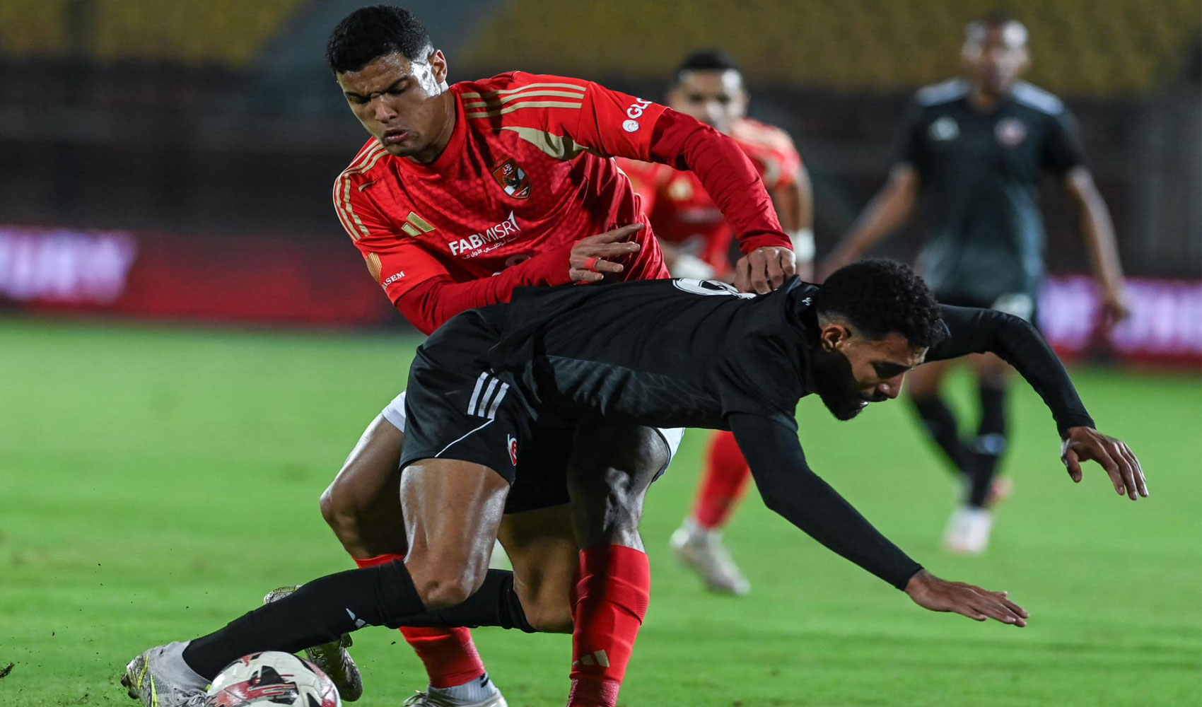 الأهلي يستقر على شراء عقد مصطفى العش