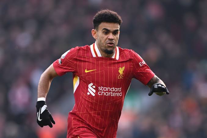 وكيل دياز: اللاعب بحلم بالإنضمام لبرشلونة