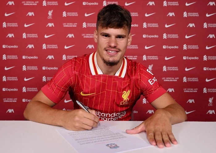ليفربول يضم كيركيز رسميا مقابل 40 مليون إسترليني
