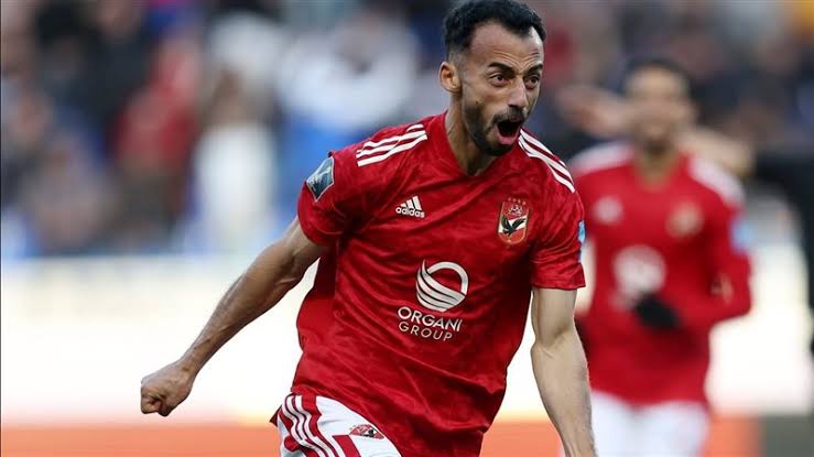 الزمالك يكشف حقيقة تفاوضه مع أحمد عبدالقادر
