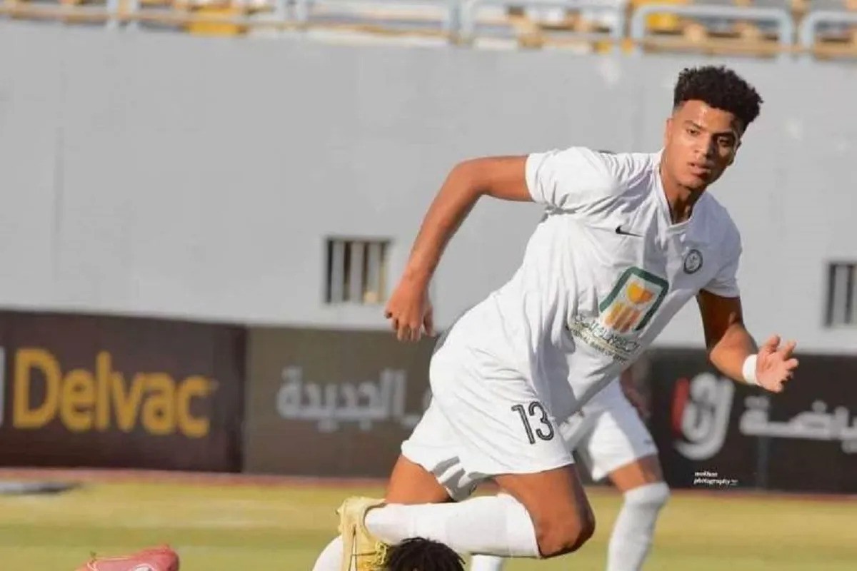 البنك الأهلي يعلن رحيل أحمد ربيع للزمالك