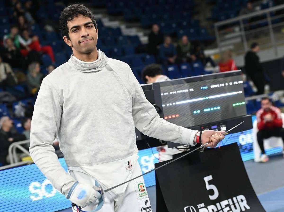 أحمد هشام يحصد برونزية بطولة العالم لسلاح السيف