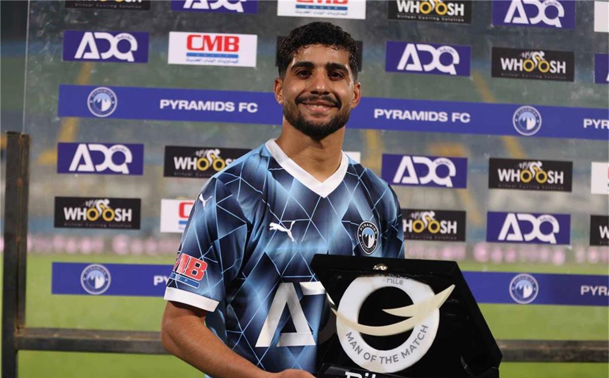 المريخ البورسعيدي يطالب بيراميدز بنسبة إعادة بيع إبراهيم عادل