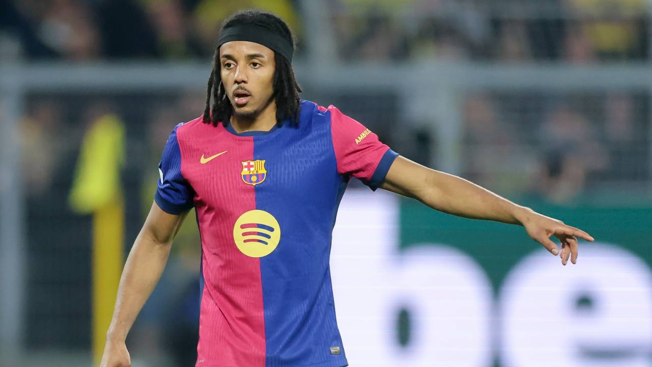 برشلونة يجدد عقد كوندي