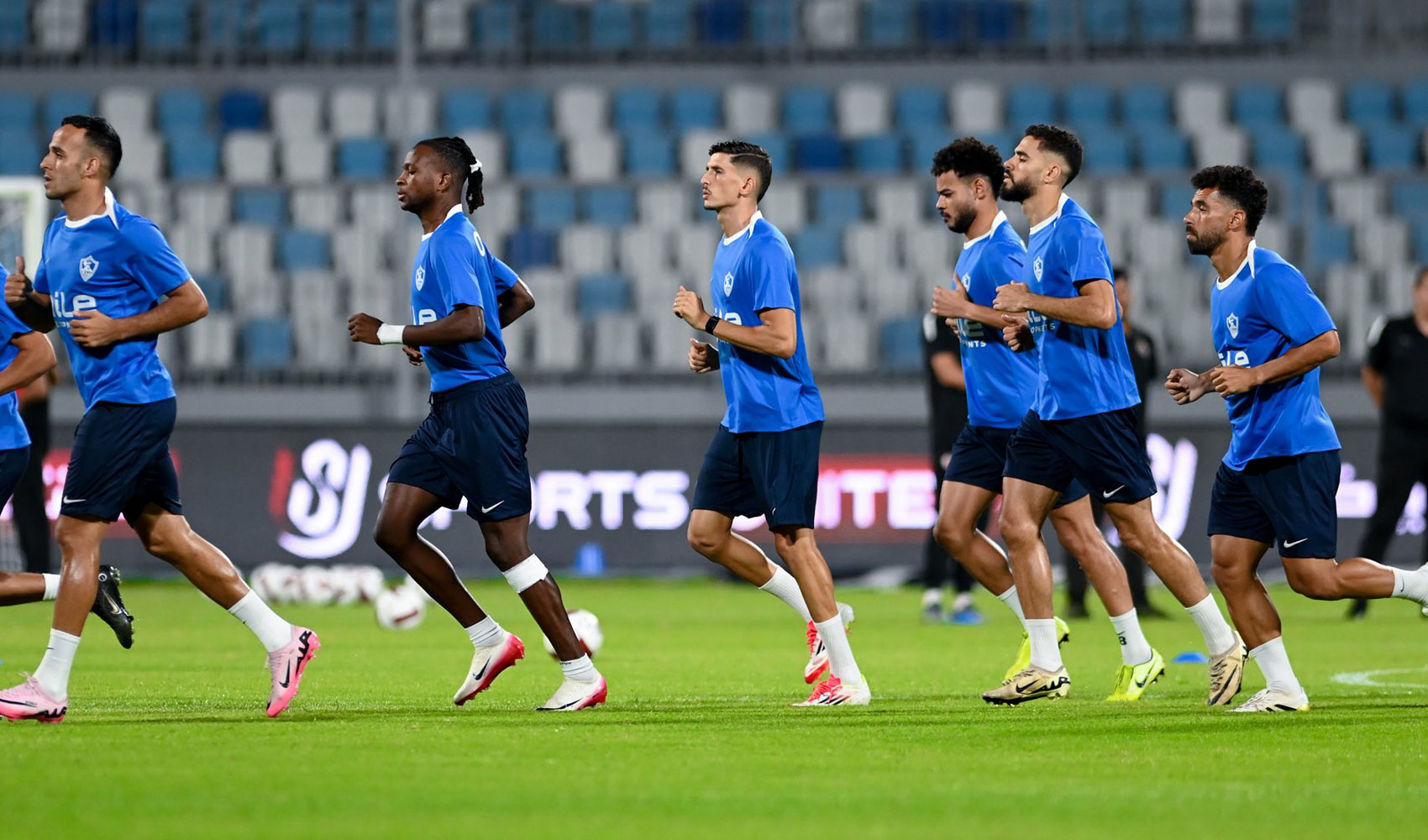 الزمالك يهزم سيراميكا بثنائية متأخرة