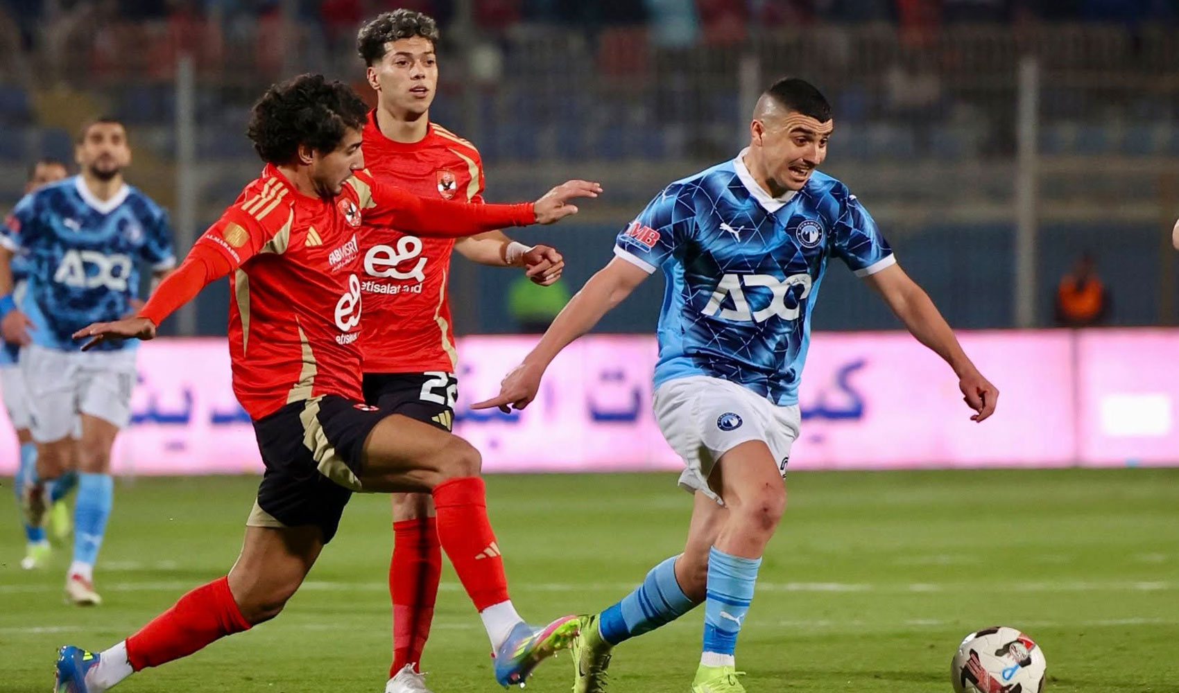 الإعلان عن منافسي الأهلي وبيراميدز بدوري الأبطال