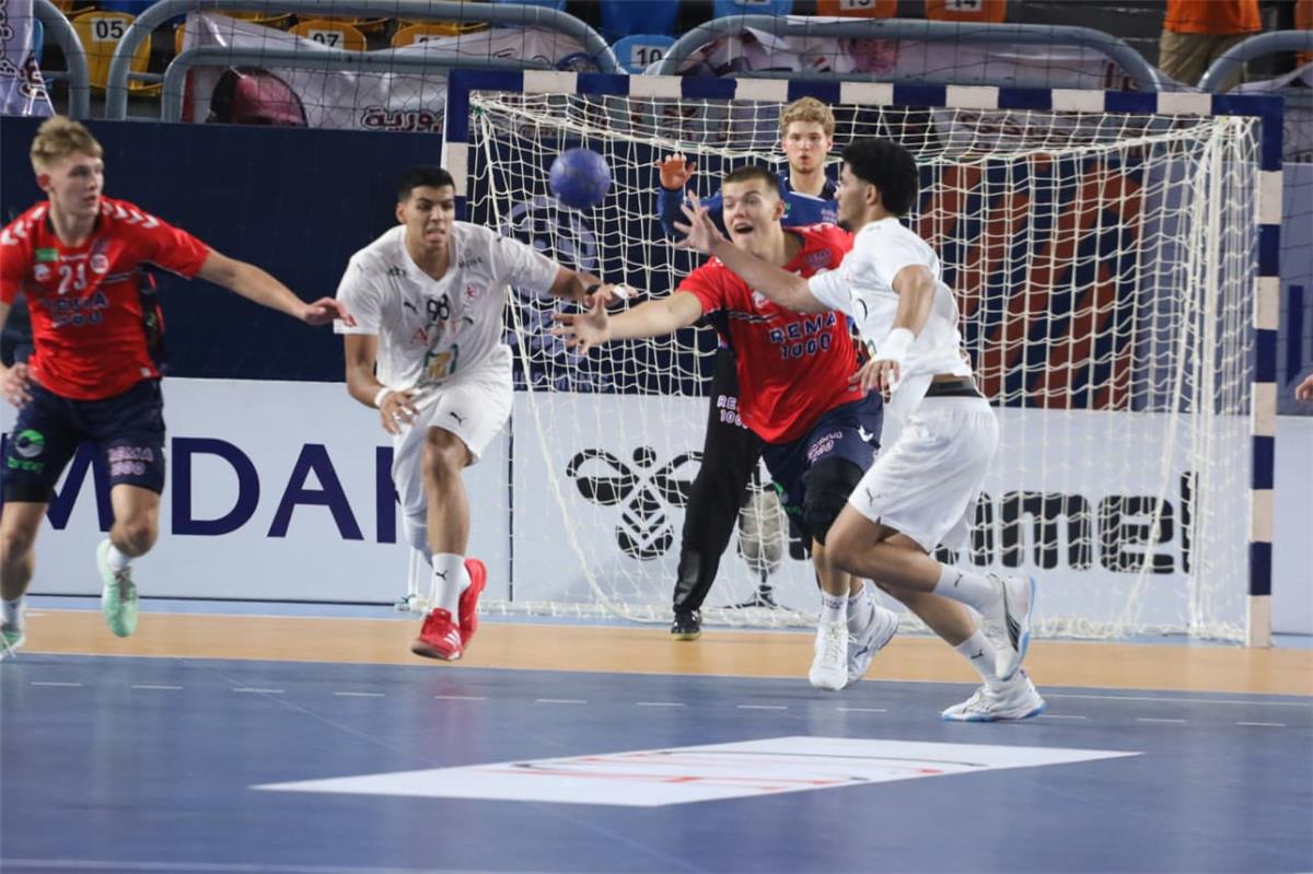 منتخب ناشئي اليد يكتسح النرويج في بطولة العالم