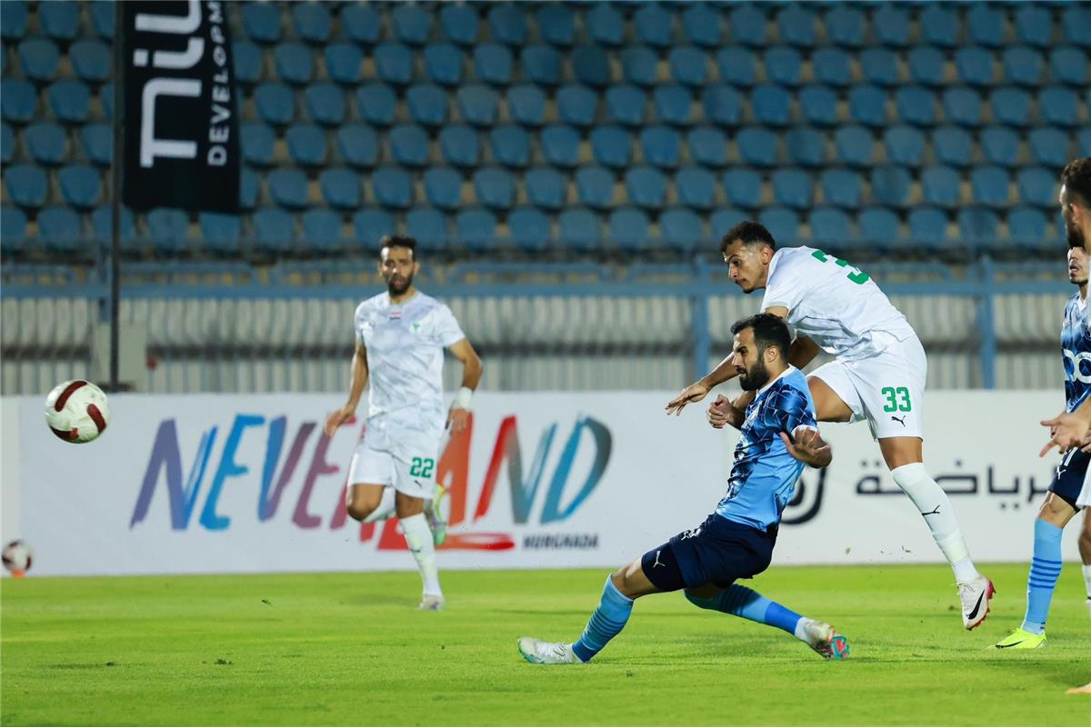 بيراميدز ينتقد الطاقم التحكيمي لمباراة المصري