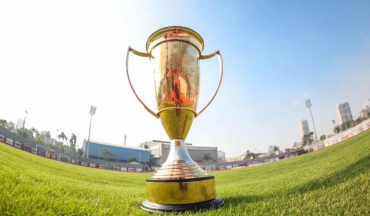 اتحاد الكرة يتلقى عرضا كويتيا جديدا لإستضافة السوبر المصري