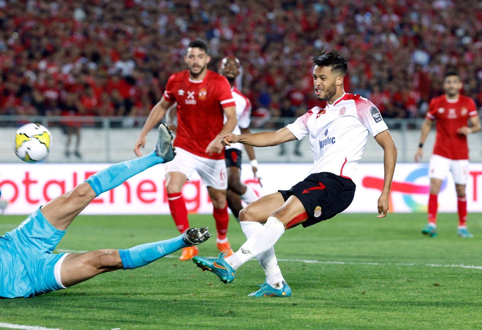 الوداد المغربي يضم زهير المترجي من فاركو