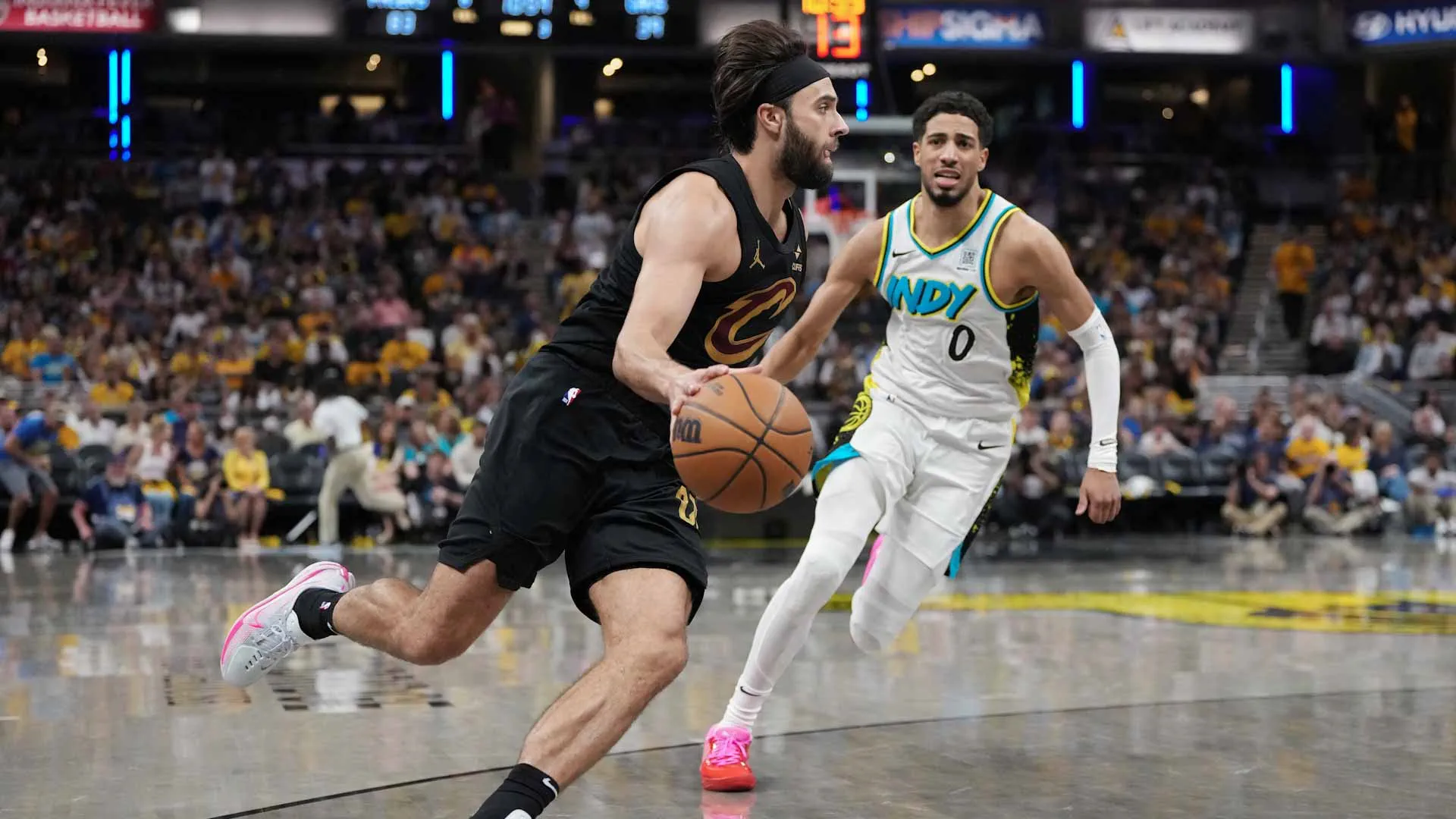 NBA .. كافالييرز يخسر جهود ستروس بعد جراحة في القدم وغياب يمتد 4 أشهر