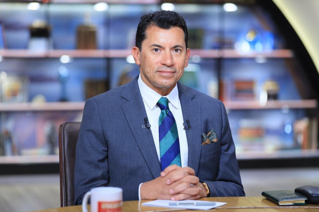 وزير الرياضة: وضع ضوابط على أسعار اللاعبين