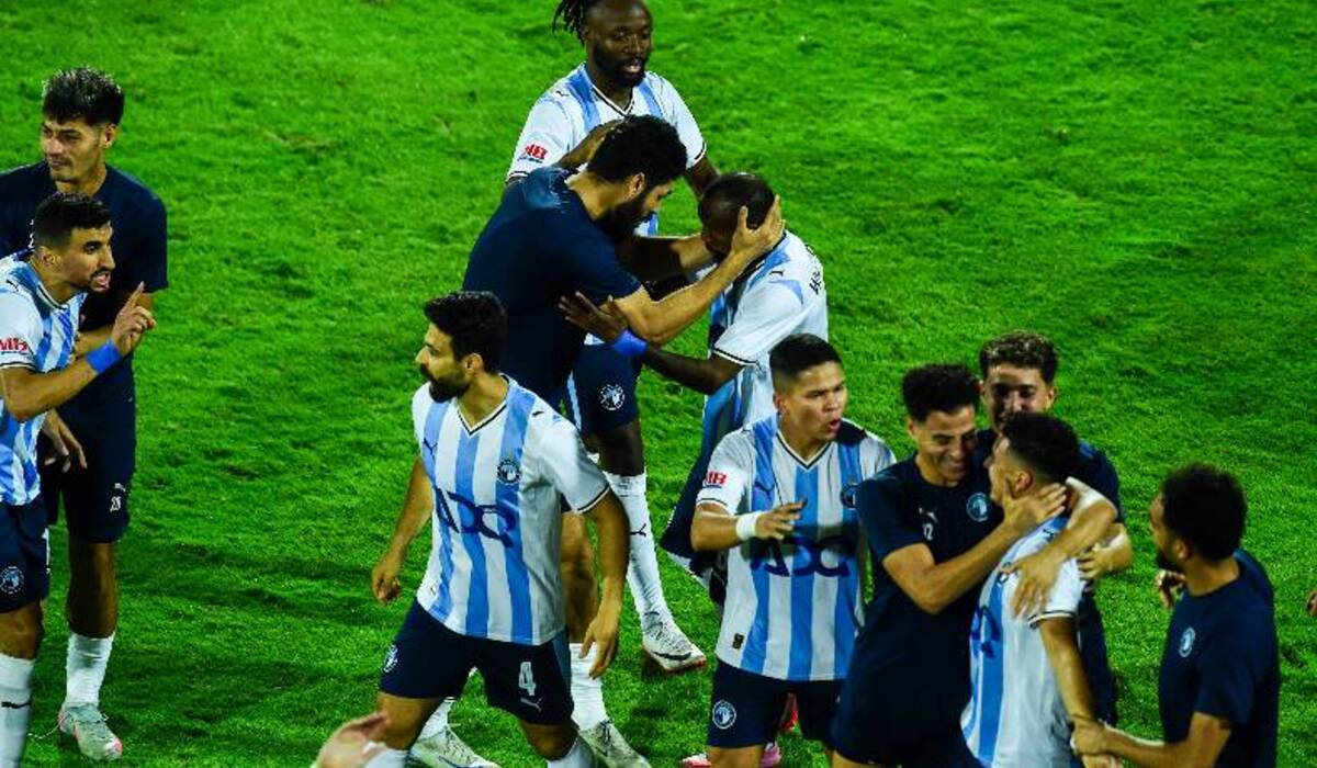 ثنائية الكرتي تقود بيراميدز للفوز على الأهلي