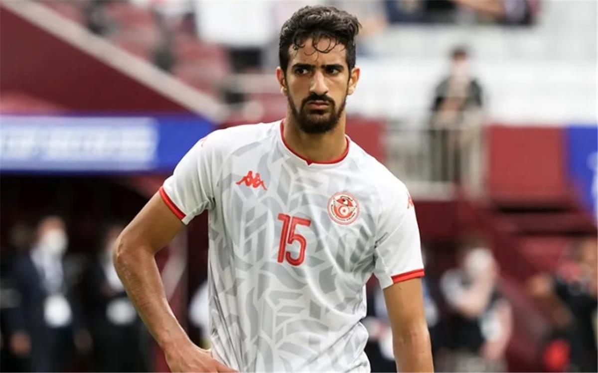 بن رمضان يغادر الأهلي لبدء مهمته مع منتخب تونس